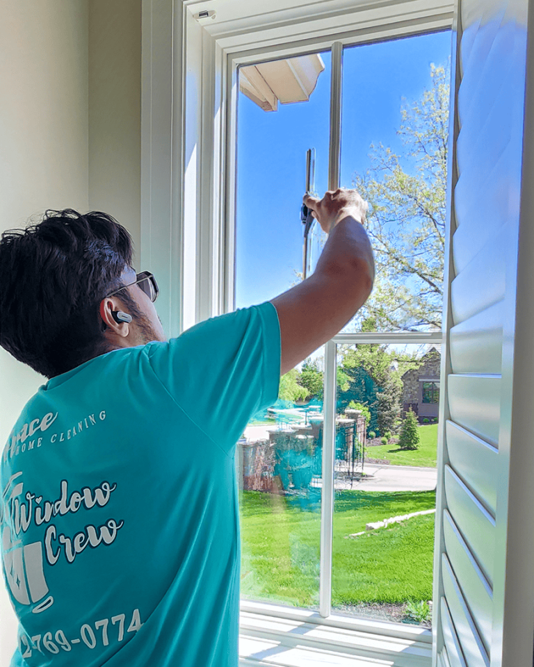 Window Cleaning Crew Difference - goodbye streaks